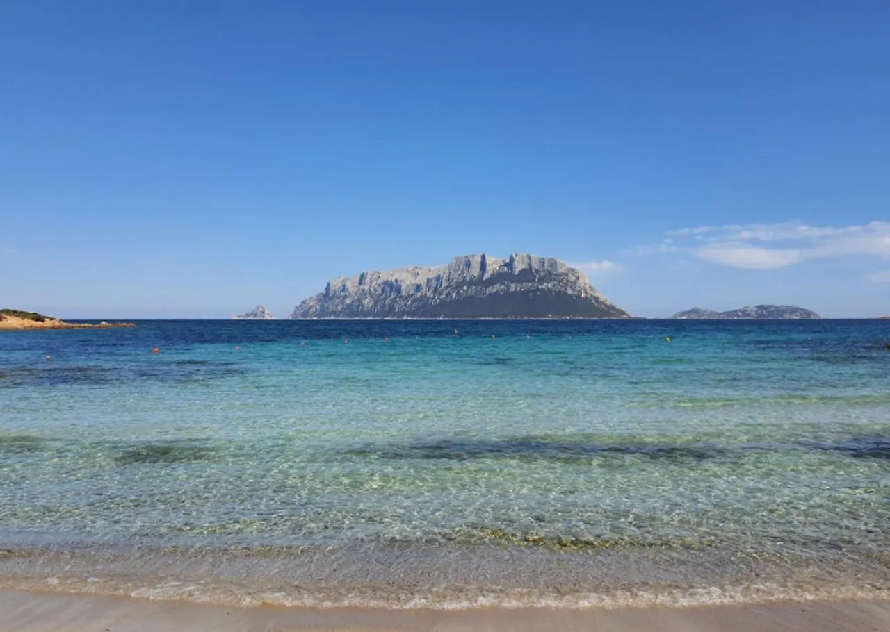 Lazulite - Sardinia Suite Murta Maria 0*,  Olaszország